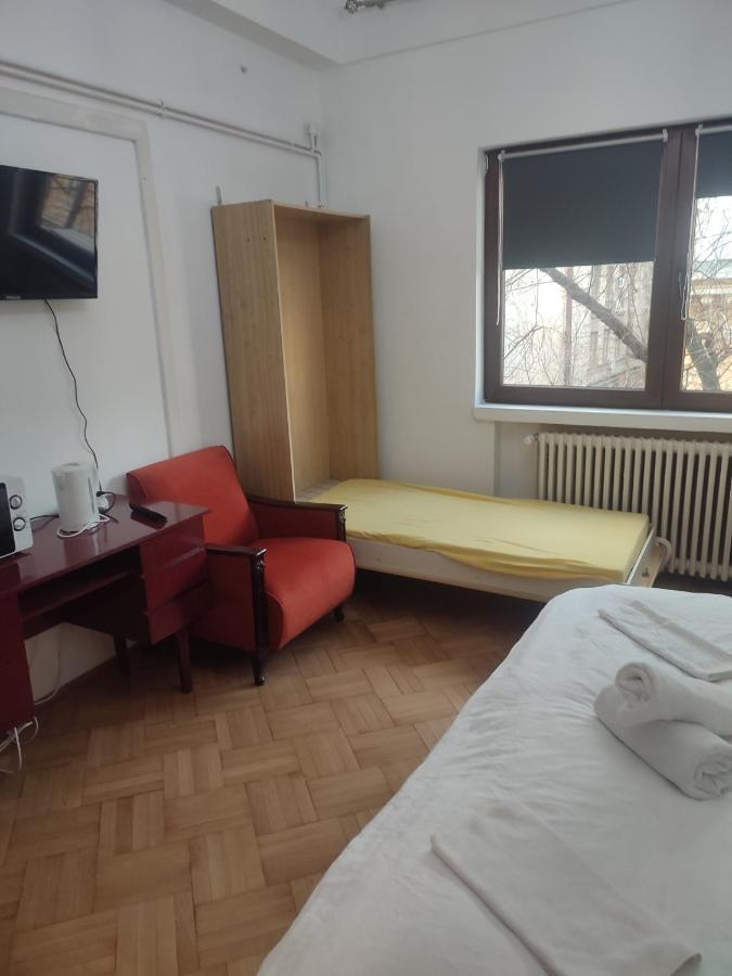 Iancu Apartments Boekarest Buitenkant foto