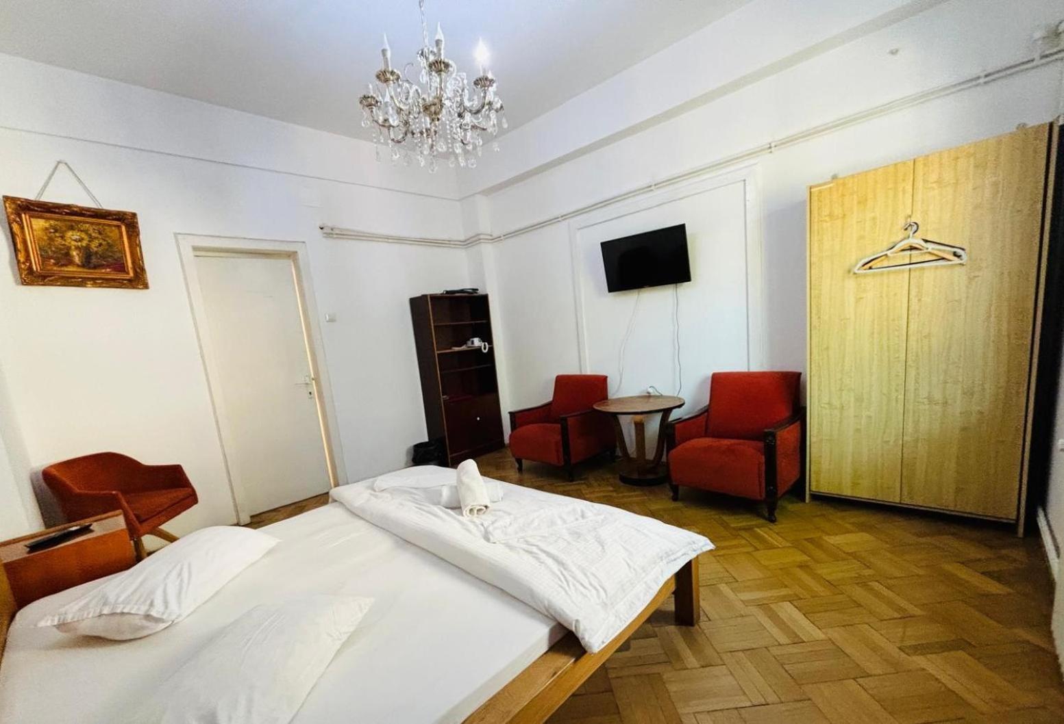 Iancu Apartments Boekarest Buitenkant foto