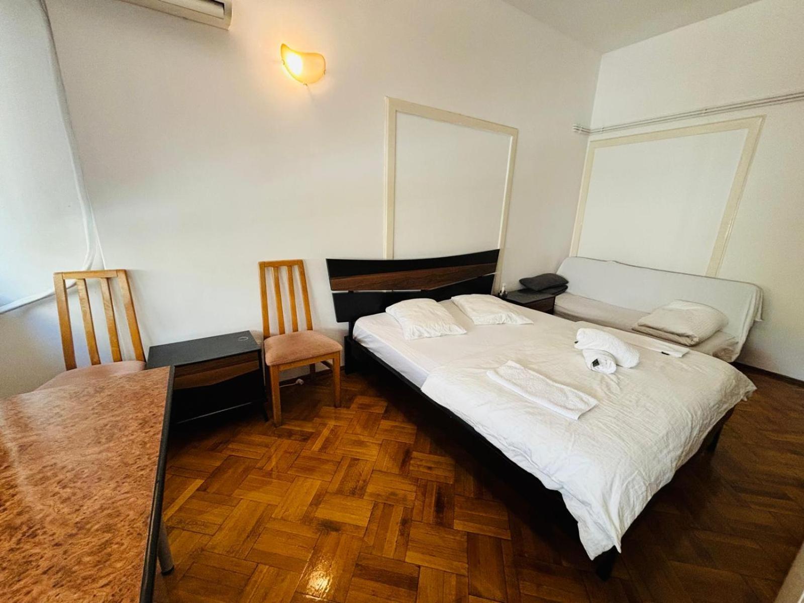 Iancu Apartments Boekarest Buitenkant foto